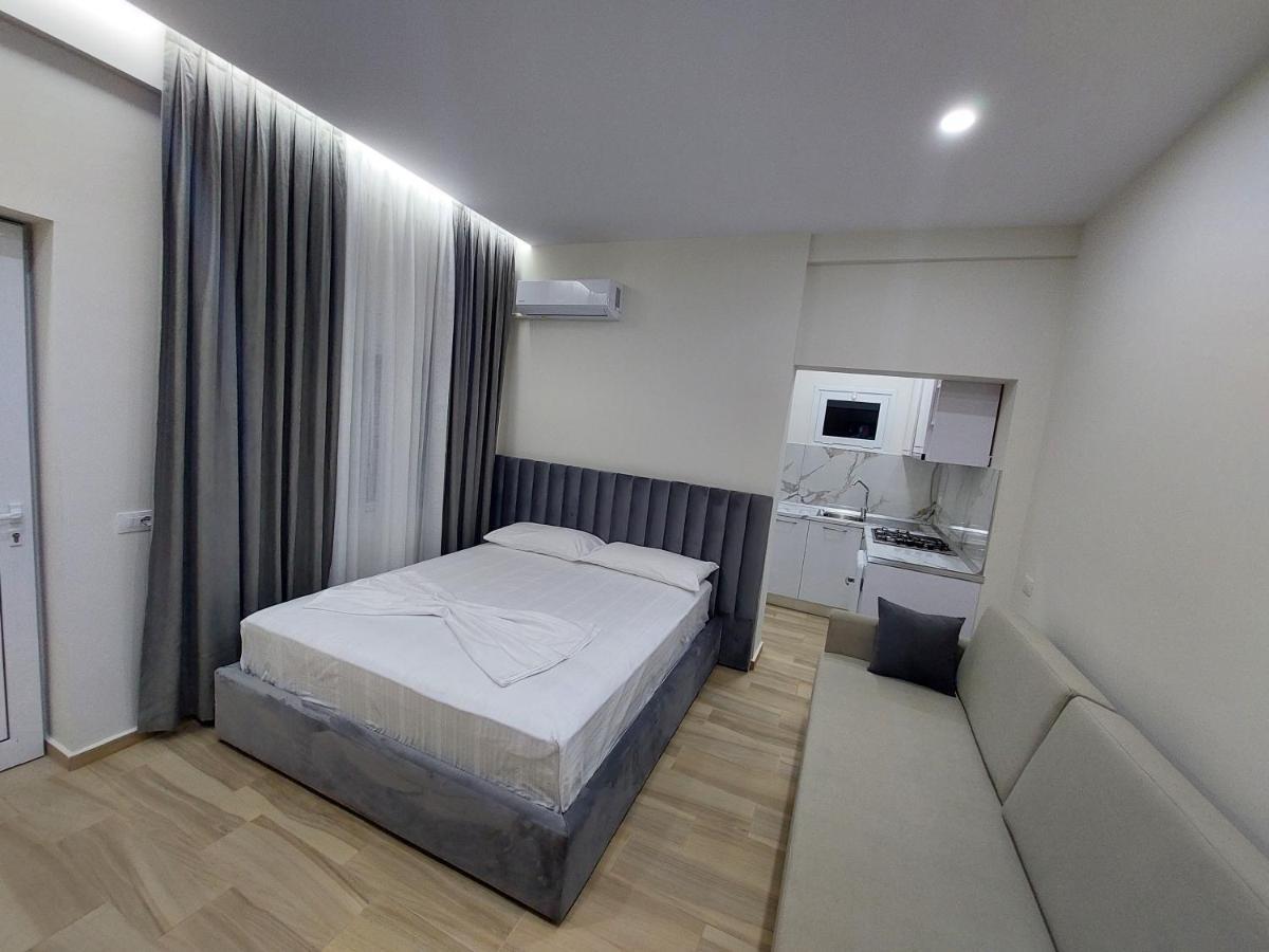 Sole Inn Vlorë Buitenkant foto