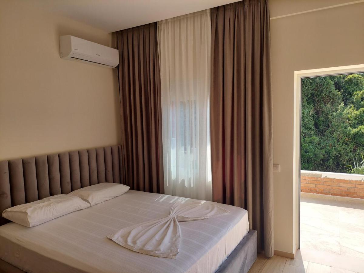 Sole Inn Vlorë Buitenkant foto